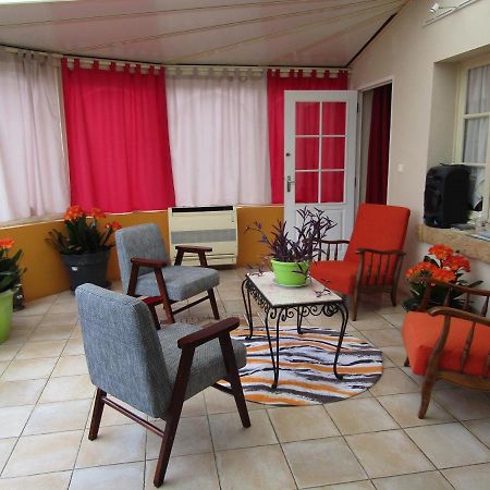 Chambre D'Hotes Mansardee Saint-Ouen-les-Vignes ภายนอก รูปภาพ