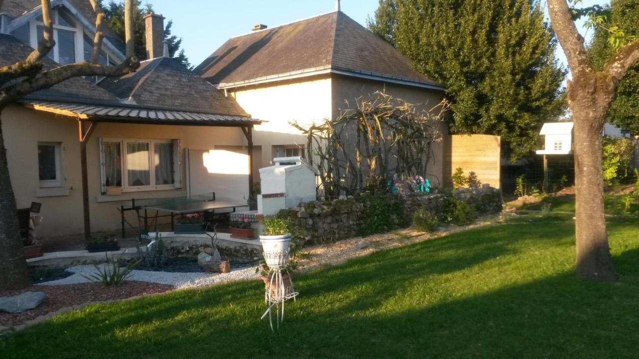 Chambre D'Hotes Mansardee Saint-Ouen-les-Vignes ภายนอก รูปภาพ