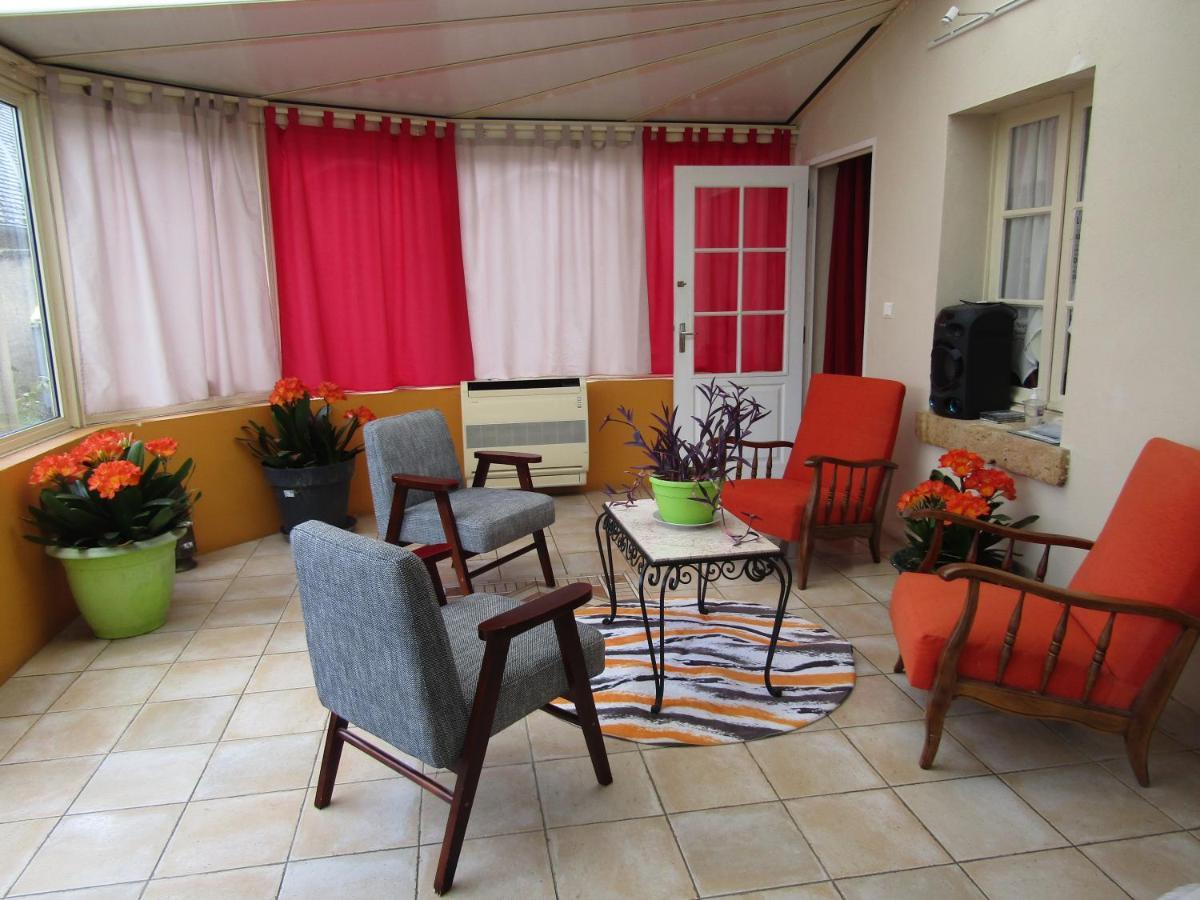 Chambre D'Hotes Mansardee Saint-Ouen-les-Vignes ภายนอก รูปภาพ